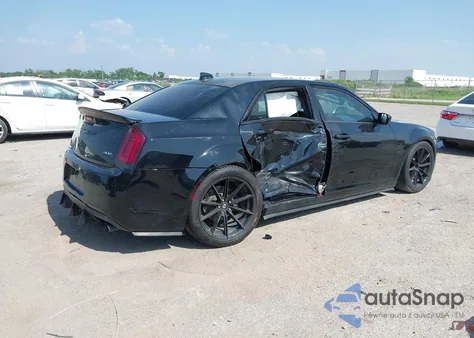 2019 Chrysler 300 300S z USA, uszkodzony, nr VIN 2C3CCABG5KH634363